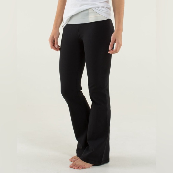 Lululemon Groove Pant (Tall) *Full-On Luon size 6 EUC medium rise inseam 35” - Picture 2 of 8